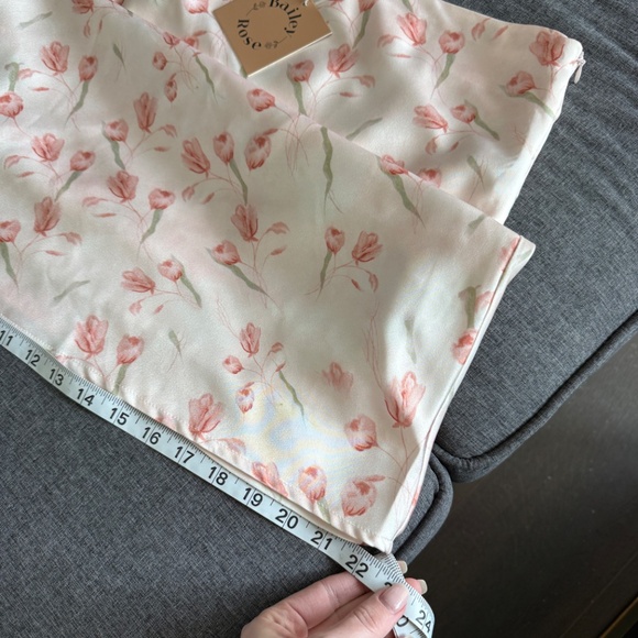 BAILEY ROSE - Floral Tulip Maxi Skirt 🌷 SIZE SMALL - Picture 8 of 10